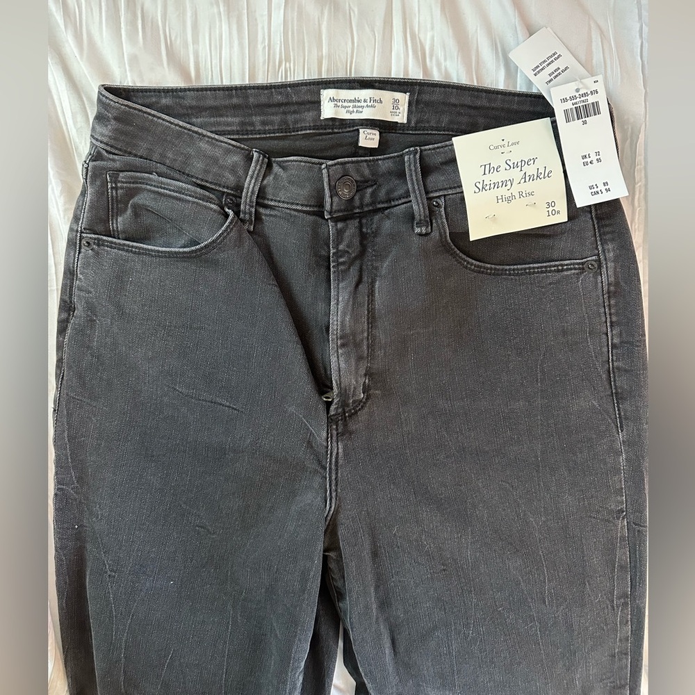 Abercrombie & Fitch Curve Love Super Skinny Ankle High Rise
